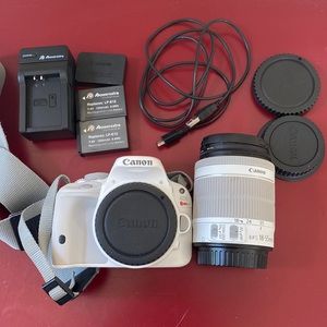 Canon EOS Rebel SL1 DSLR Camera with 18-55mm Lens (white) and Accessories